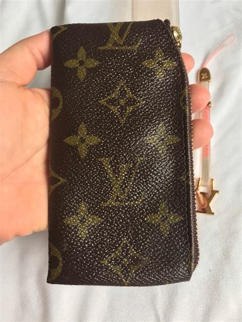 louis vuitton trunks and bags key holder|louis vuitton keychain wallet.